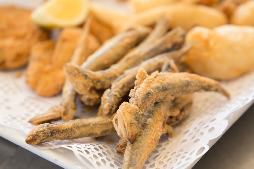Boqueron, small fried sardines at CÚRATE Trips