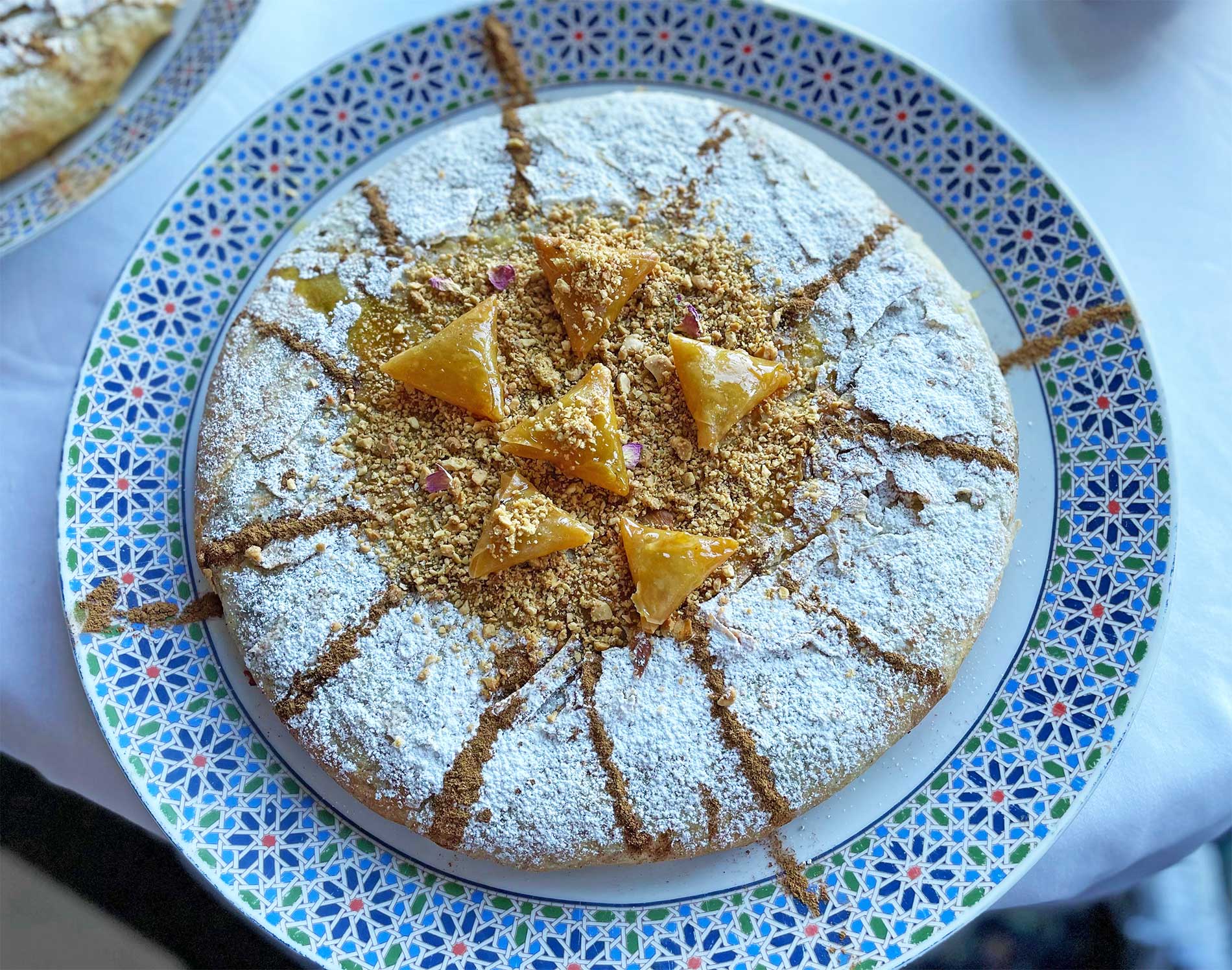 Pastilla is one of the iconic Moroccan dishes | by Paladar y Tomar for CÚRATE Trips