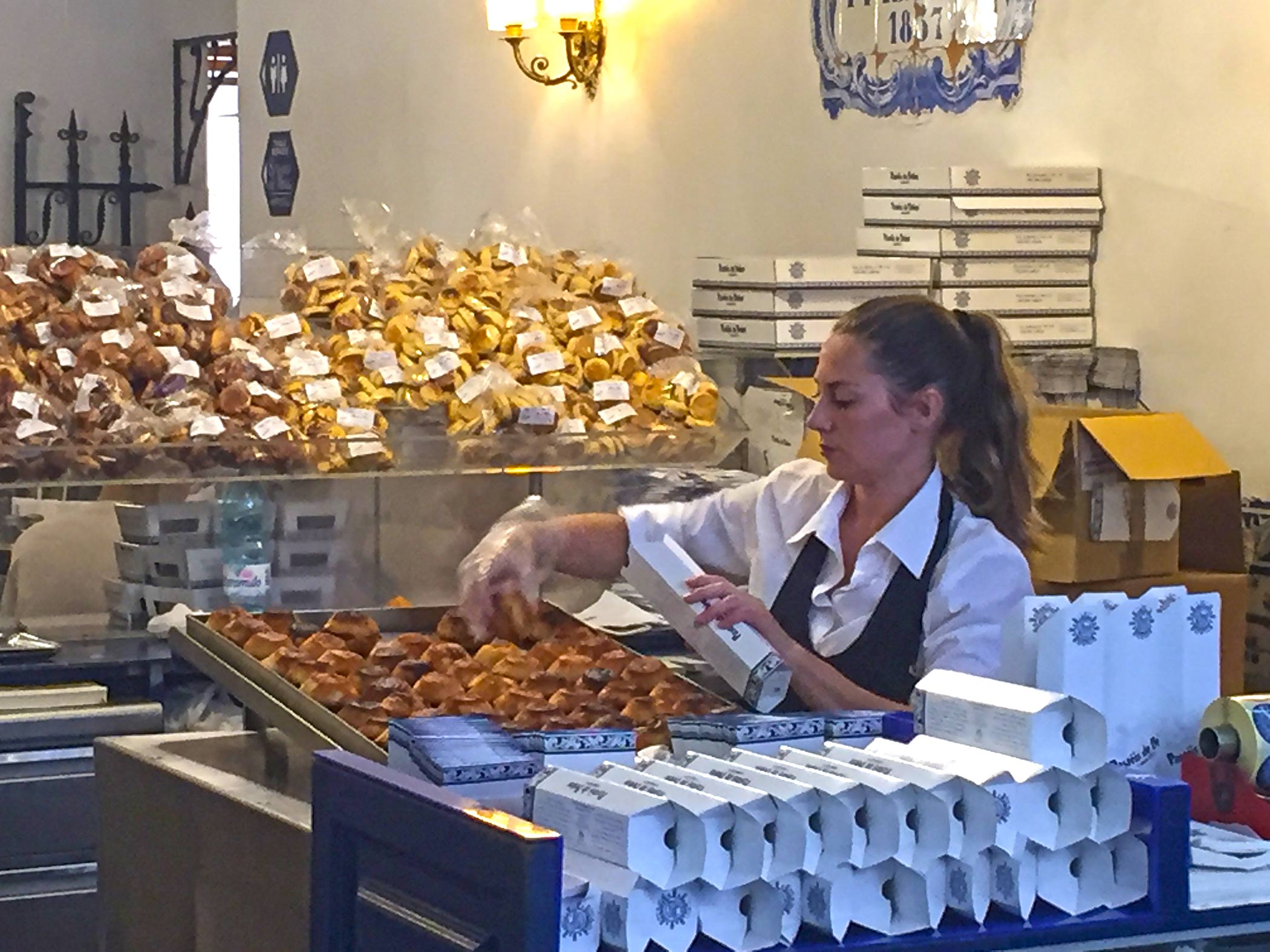 Custard tart in Lisbon: Where pastry dreams come true | ® CÚRATE Trips